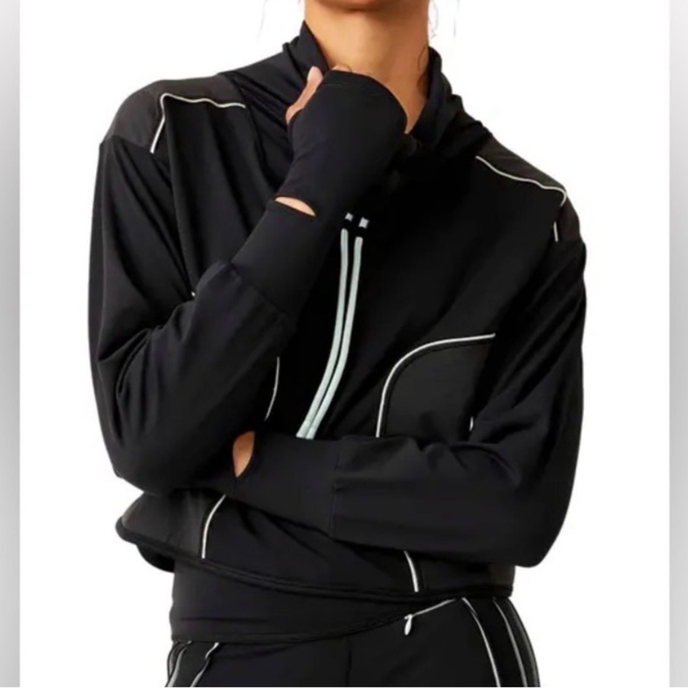 [SOLD] FP MOVEMENT- Black Workout Sweatshirt with finger holes